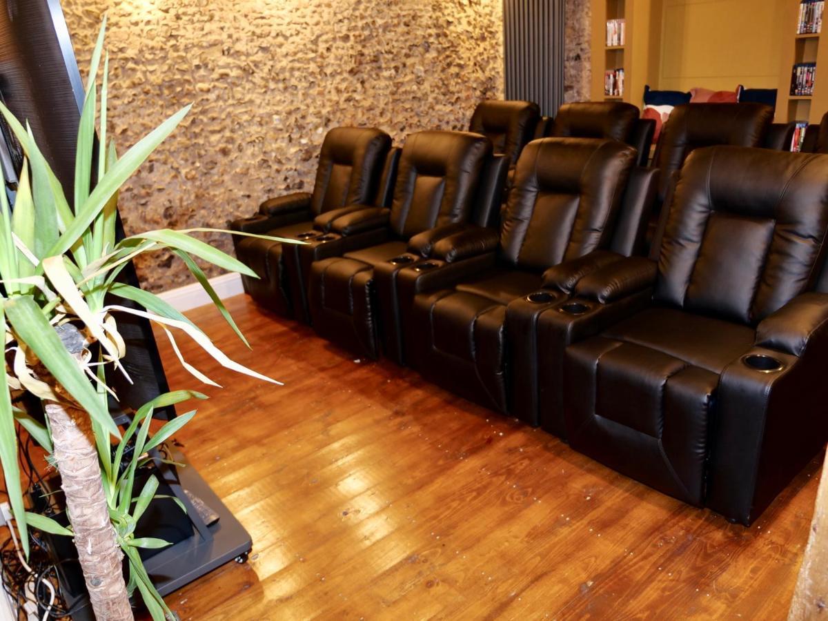 Luxury 9 Bed Manor House Hot Tub Cinema Room Skytv Saffron Walden Εξωτερικό φωτογραφία