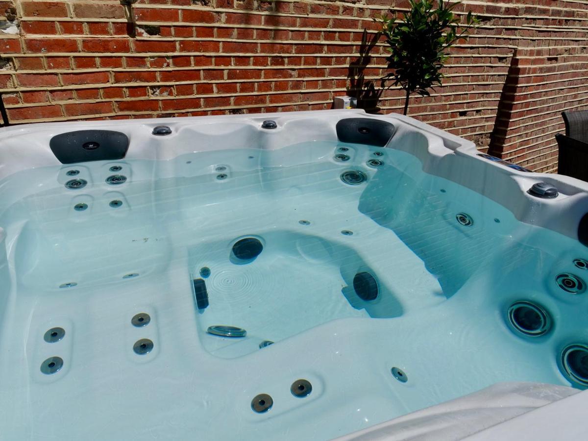 Luxury 9 Bed Manor House Hot Tub Cinema Room Skytv Saffron Walden Εξωτερικό φωτογραφία